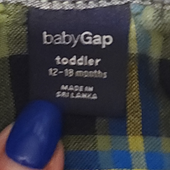 Boys lot of (4) button-down dress shirts so 12 months - Picture 3 of 9